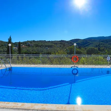 Cochelli Lower Pool Walk To Wifi Ac Apartment Agios Stefanos (Thinali)