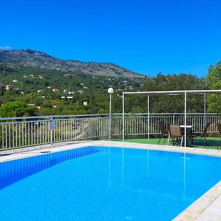 Apartament Cochelli Lower Pool Walk To Wifi Ac