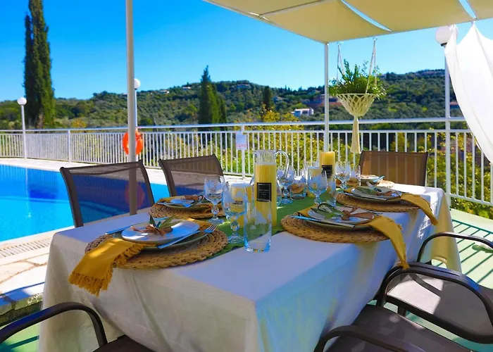 Cochelli Lower Pool Walk To Wifi Ac شقة *