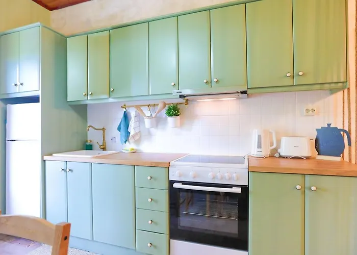 Cochelli Lower Pool Walk To Wifi Ac شقة