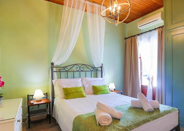 Cochelli Lower Pool Walk To Wifi Ac شقة